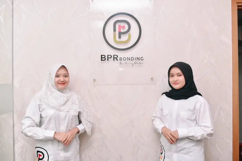 BPR-118-ezgif.com-resize